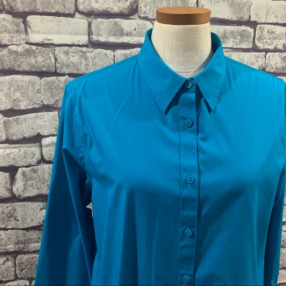 Jones New York Turquoise Button Down Blouse - Picture 2 of 9